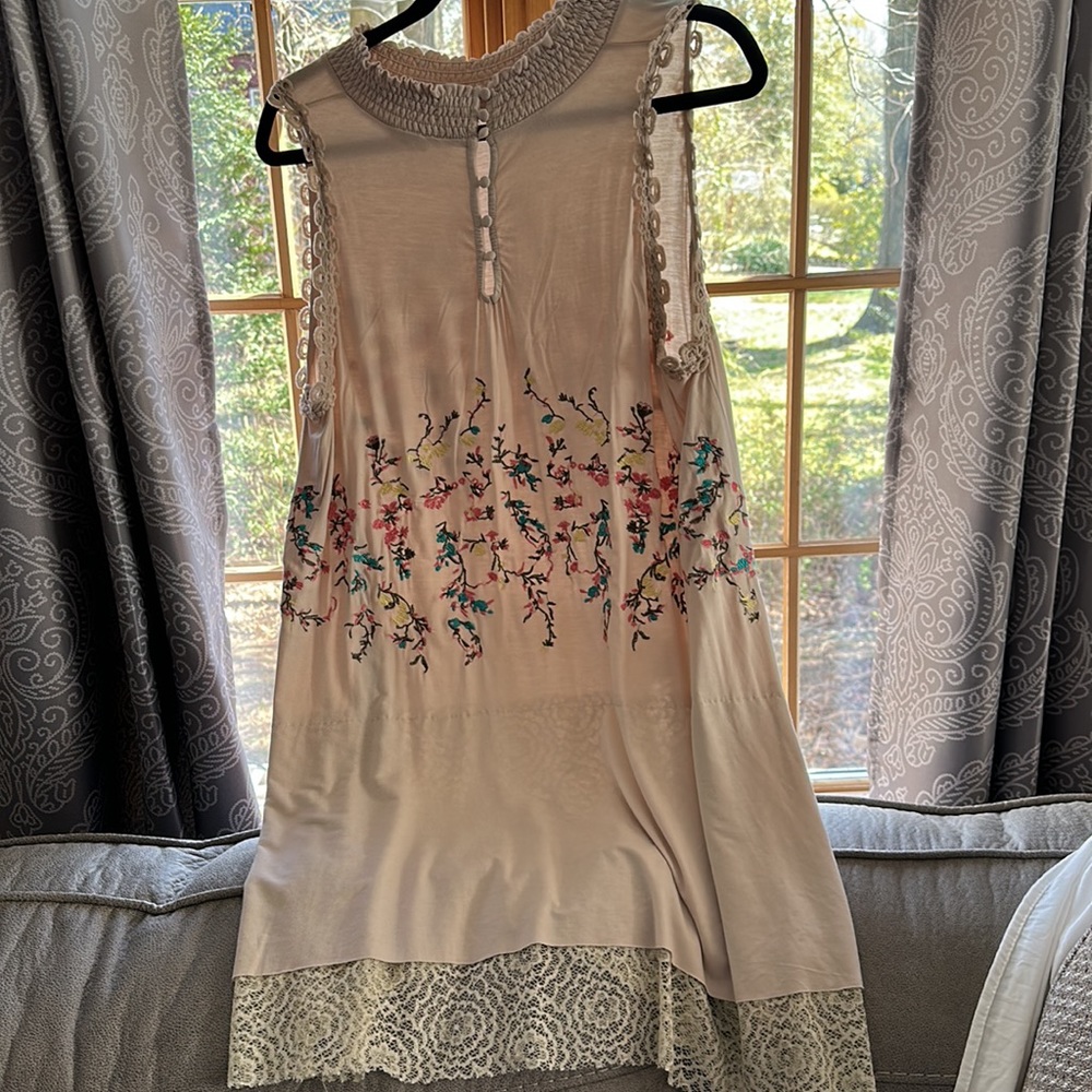 POL dress size L, NWOT, light beige, soft summer/ spring dress